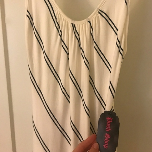 Striped Maxi Dress - Picture 4 of 4